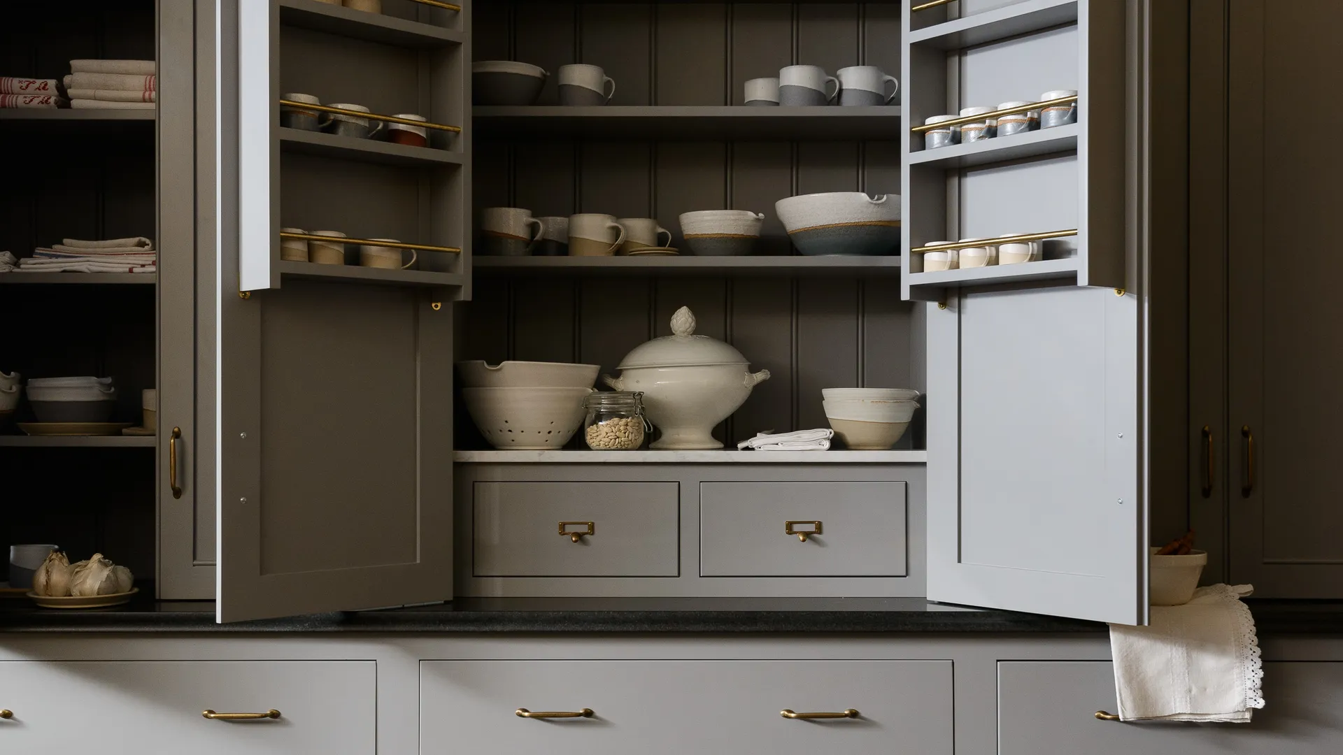 Limited Drawer Space: Organize Utensils Without Extra Cabinets